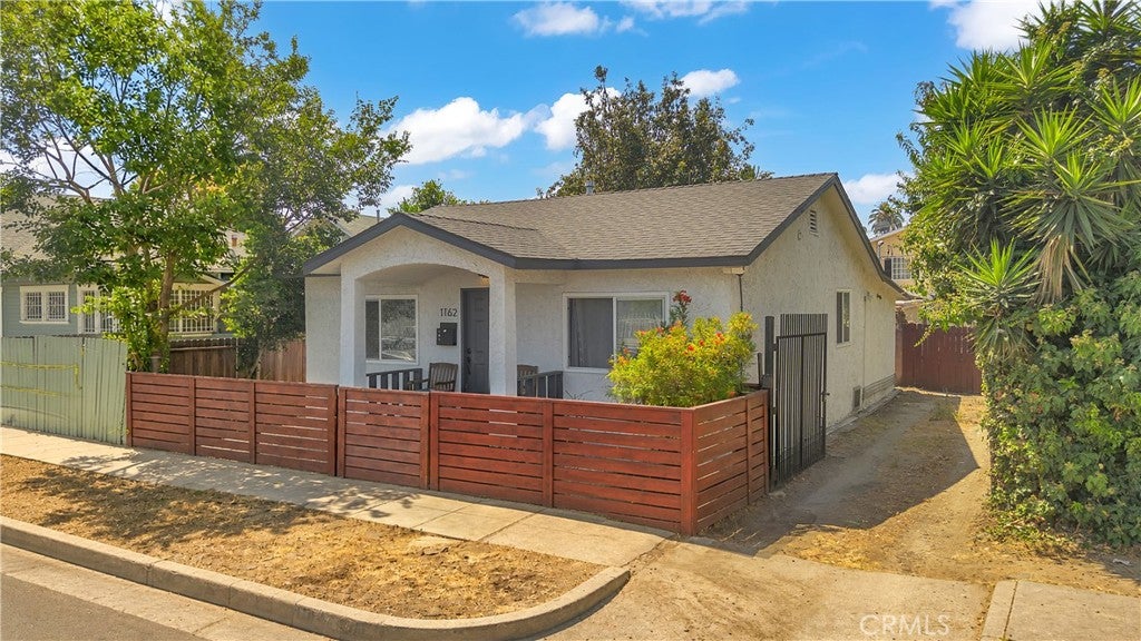 1162 39th Place, Los Angeles CA 90037