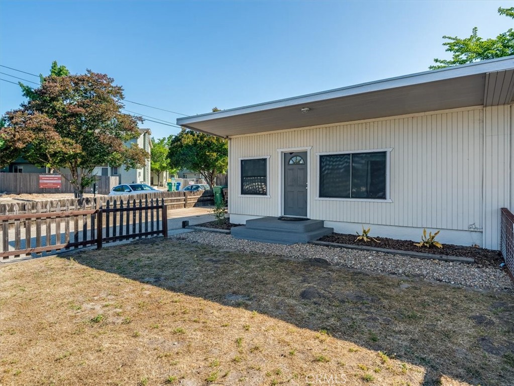 10235 El Camino Real