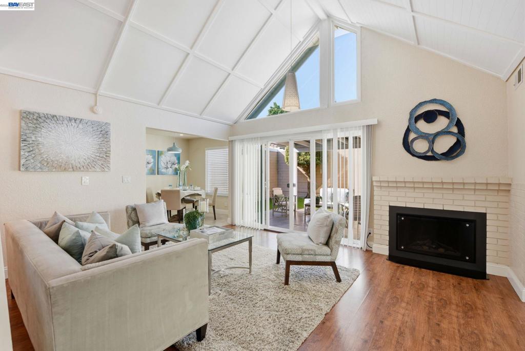Photo of 33253 Lake Pyramid St ST, Fremont, CA 94555 (MLS # 41142827)