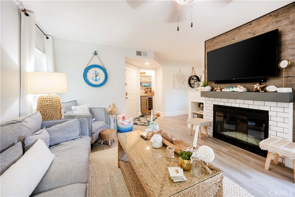 68 Corniche Drive B