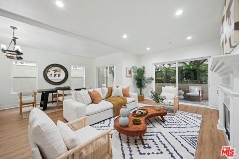 Photo of 11115 Acama Street #104, Studio City, CA 91602 (MLS # 26735361)