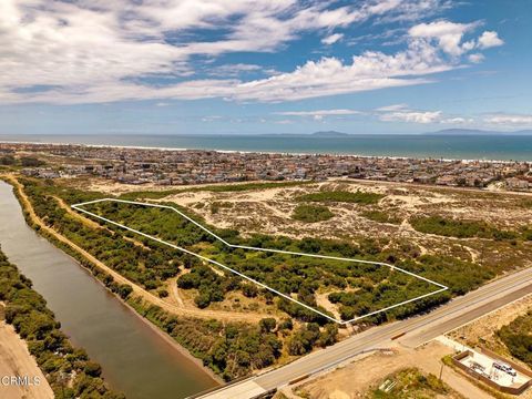 Photo of 4901 W 5th Street, Oxnard, CA 93035 (MLS # V1-36744)