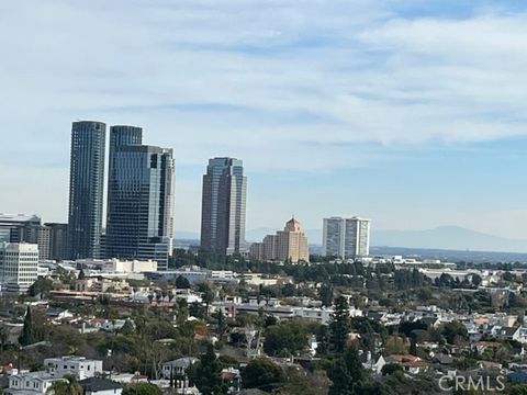 Photo of 10660 Wilshire Boulevard #1707, Los Angeles, CA 90024 (MLS # SB25162823)