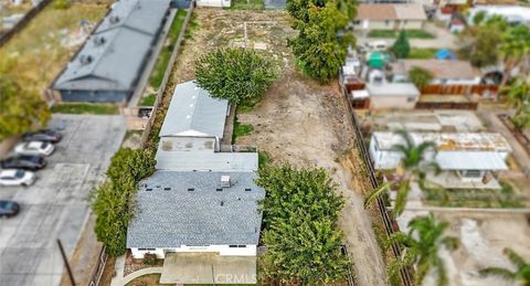 Photo of 538 Willow Drive, Bakersfield, CA 93308 (MLS # NS25249056)