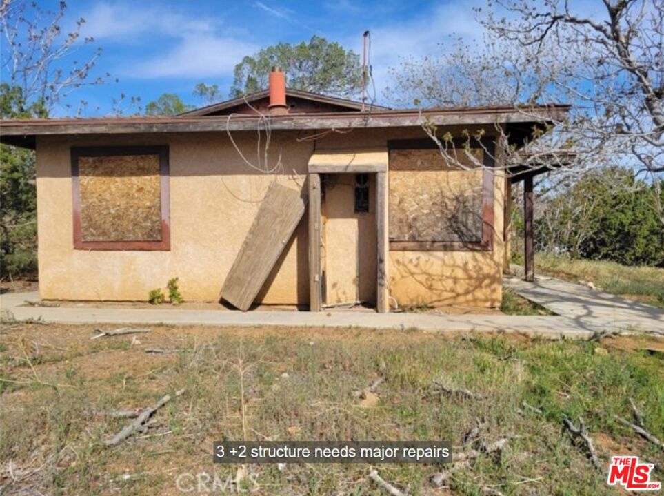3943 Sierra Highway