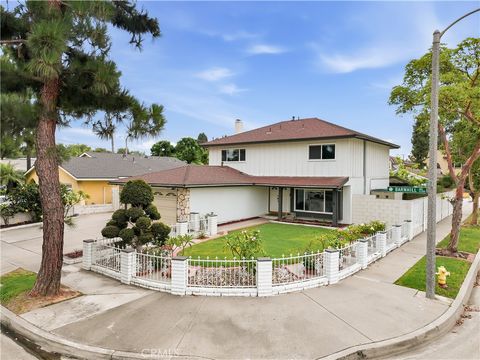 Photo of 17331 Barnhill AVE, Cerritos, CA 90703 (MLS # TR26135736)
