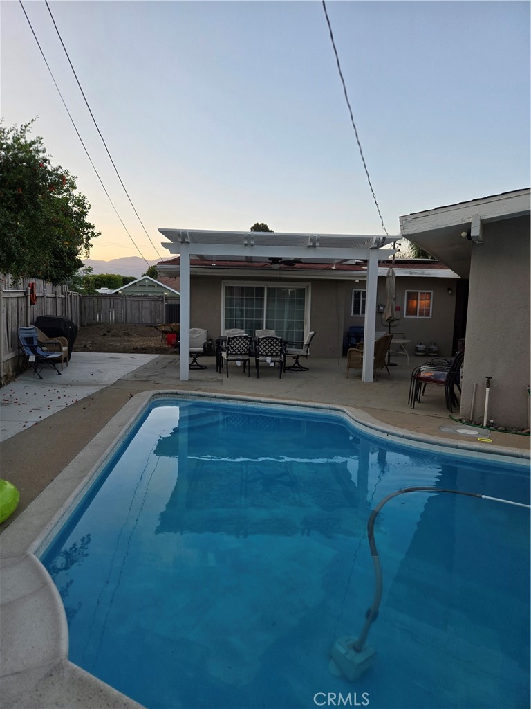 5716 Magnolia Avenue
