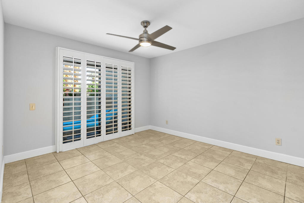 1150 E Palm Canyon Drive 21