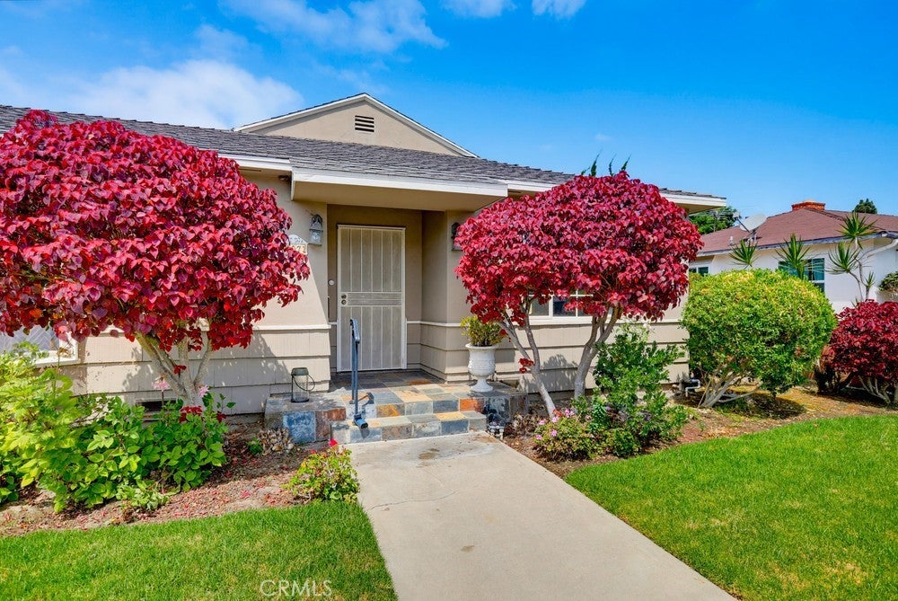13071 Birchwood