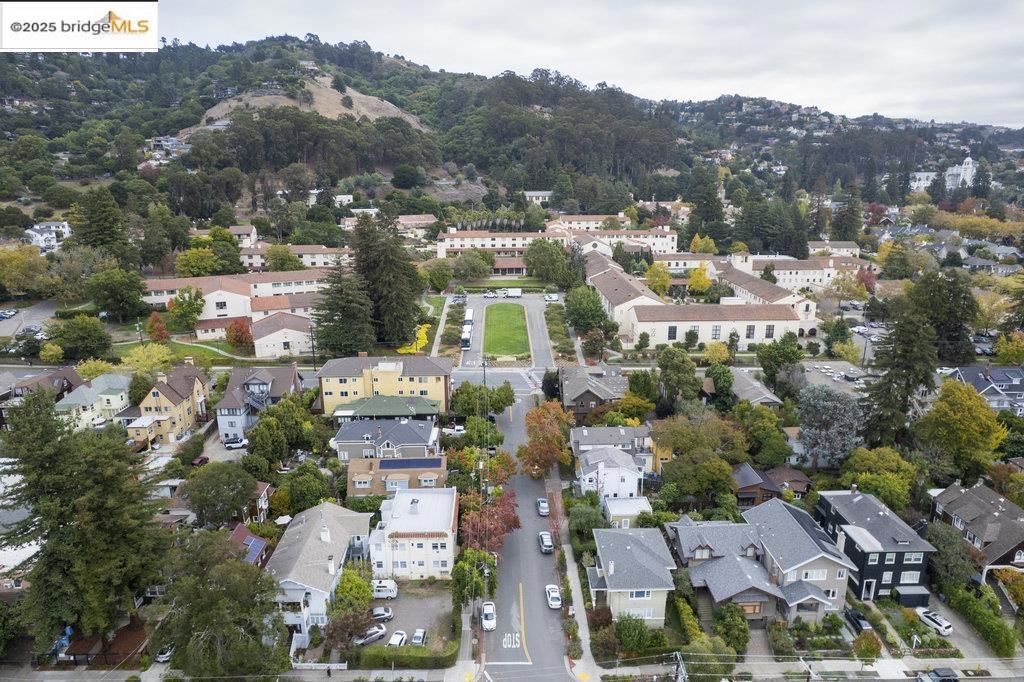 ELMWOOD - Residential