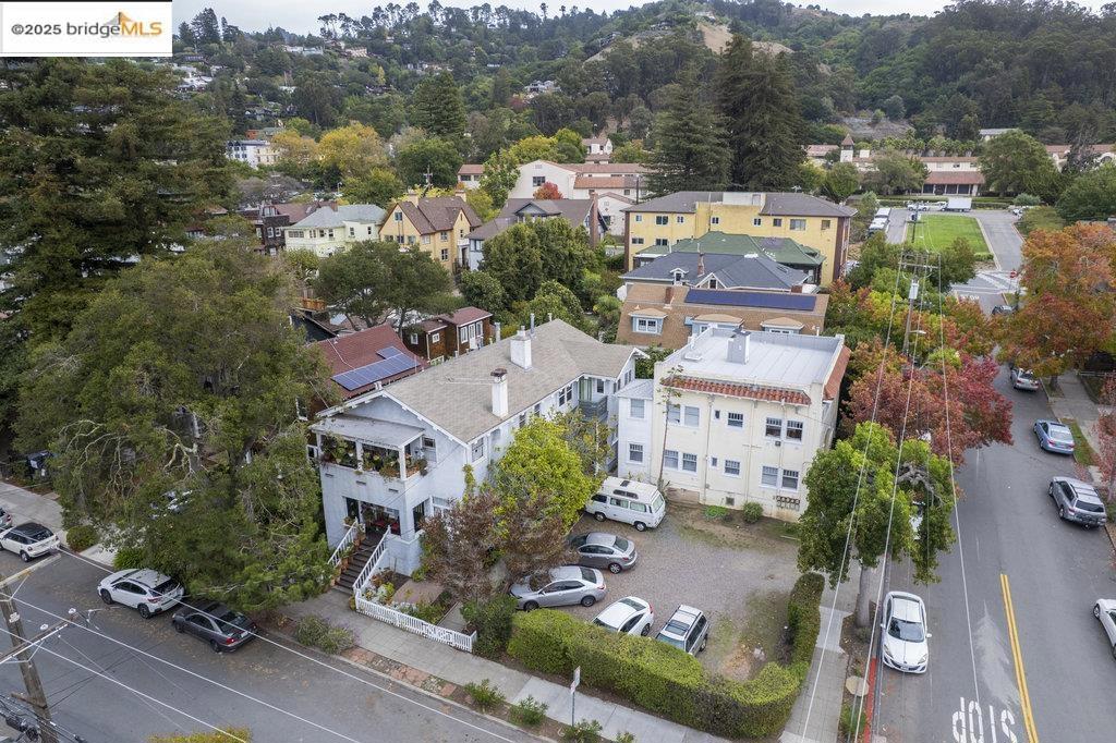 ELMWOOD - Residential