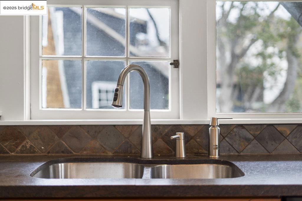 ELMWOOD - Residential