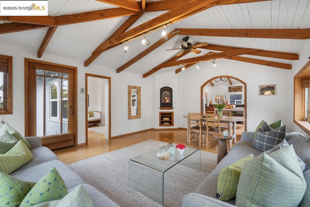 ELMWOOD - Residential
