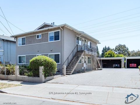 Photo of 676 Johanna Avenue #2, Sunnyvale, CA 94085 (MLS # ML82046840)