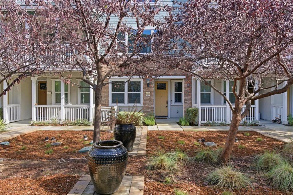 131 Ivory Palm Terrace