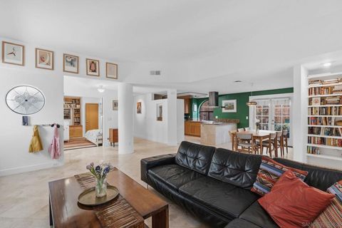 Photo of 3568 Front St ST #A, San Diego, CA 92103 (MLS # 260010702SD)