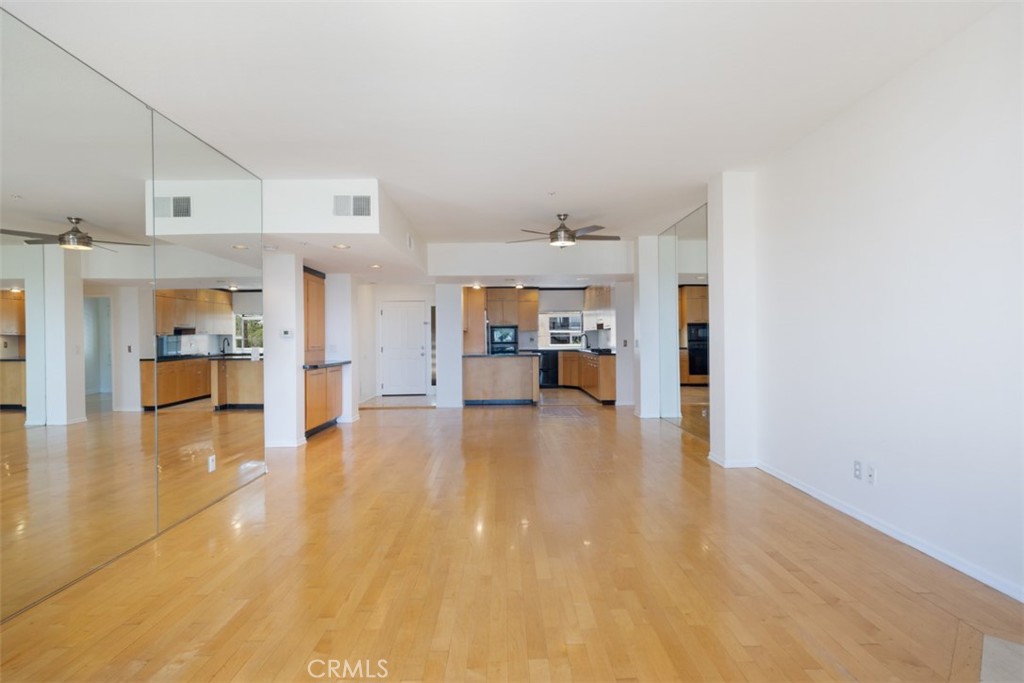 2604 E 20th Street 305