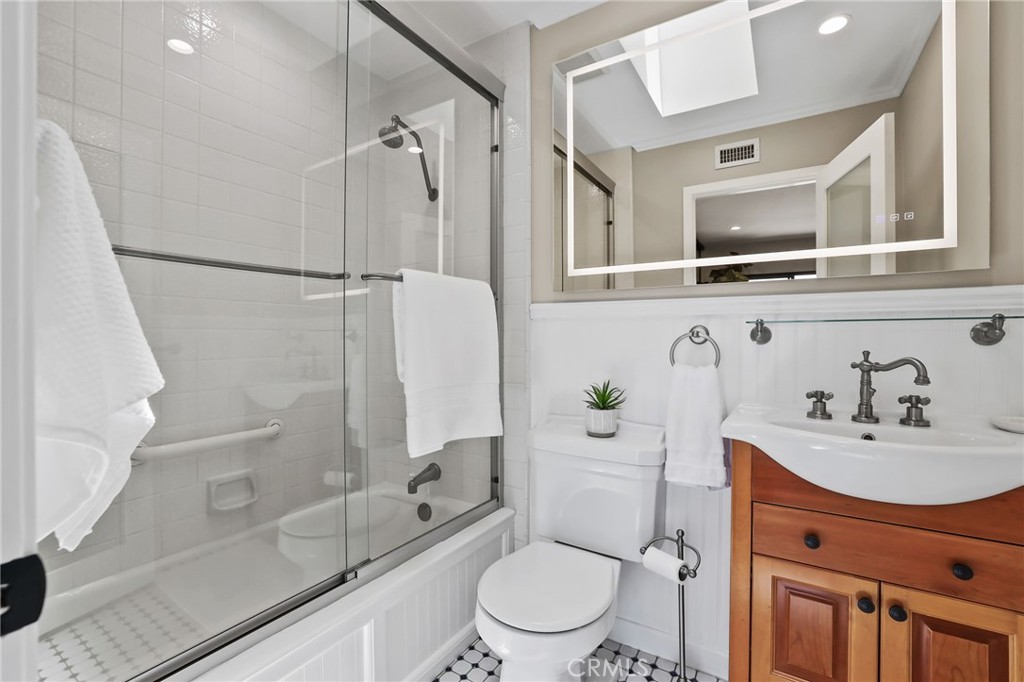 River Beach (RB) - Residential