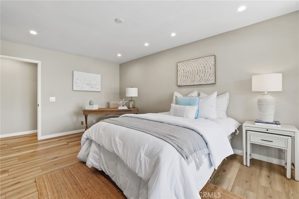 River Beach (RB) - Residential