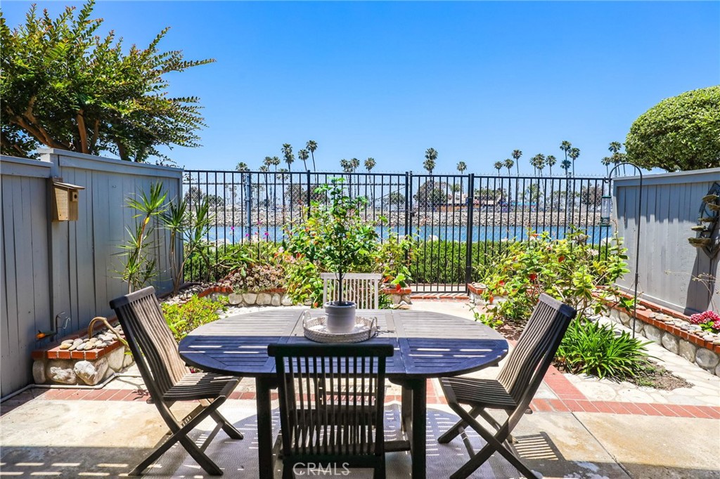 River Beach (RB) - Residential