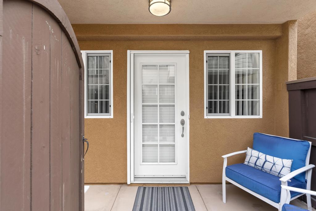 5252 Balboa Arms 181