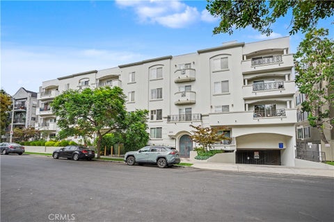 Photo of 1878 Greenfield Avenue #204, Los Angeles, CA 90025 (MLS # OC26192162)