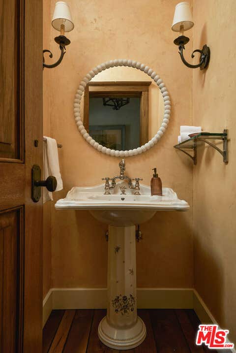 Tiny photo for 1615 Overlook Lane, Santa Barbara, CA 93103 (MLS # 26851413)