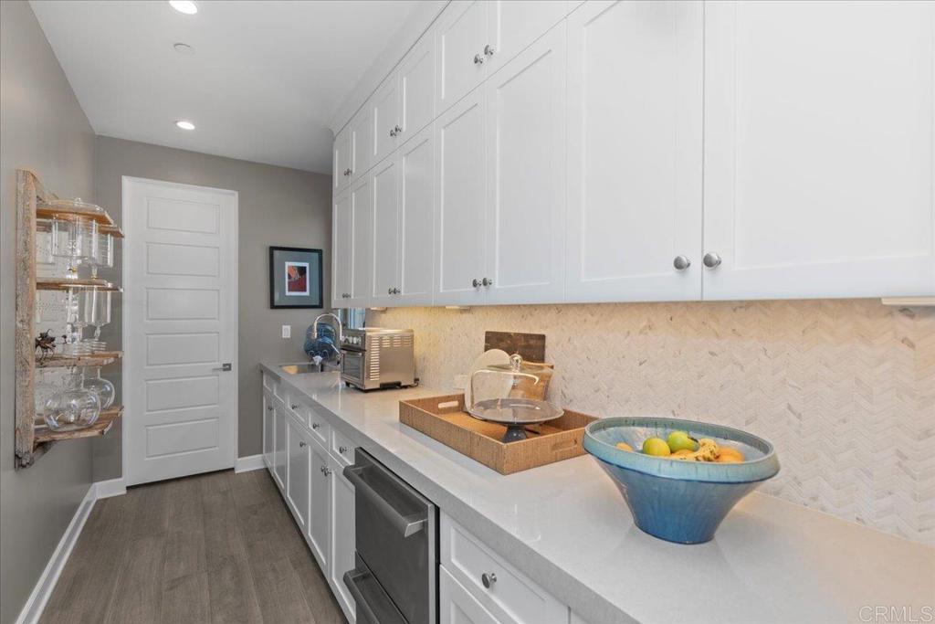 SMS - Residential Lease