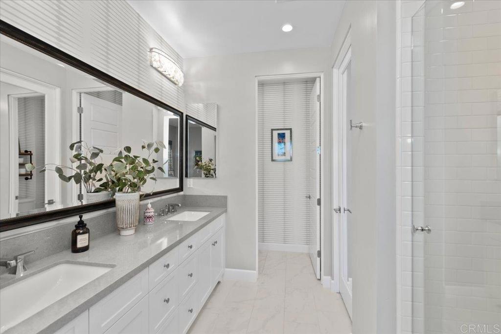 SMS - Residential Lease