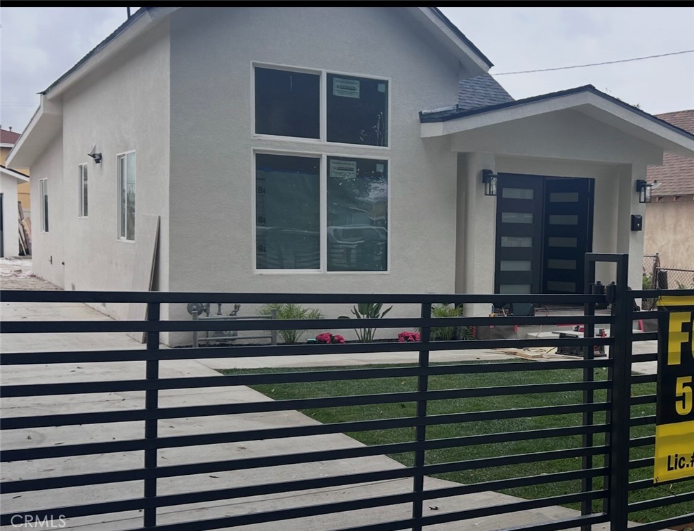 1028 S Gage