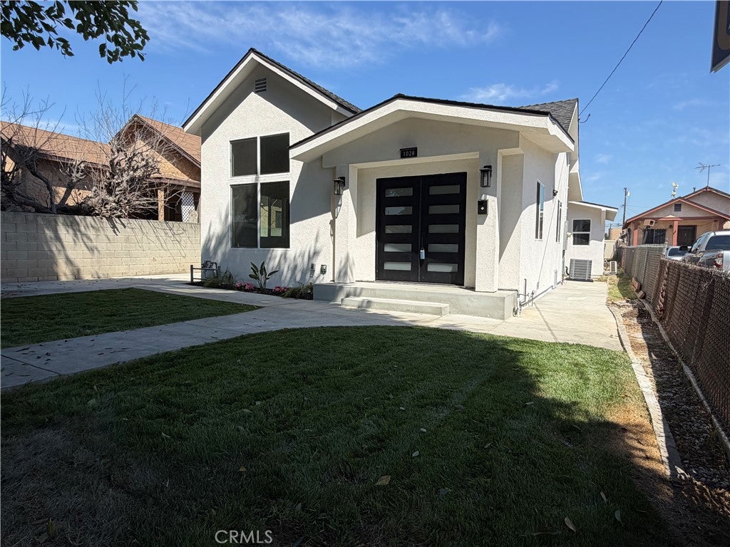 1028 S Gage