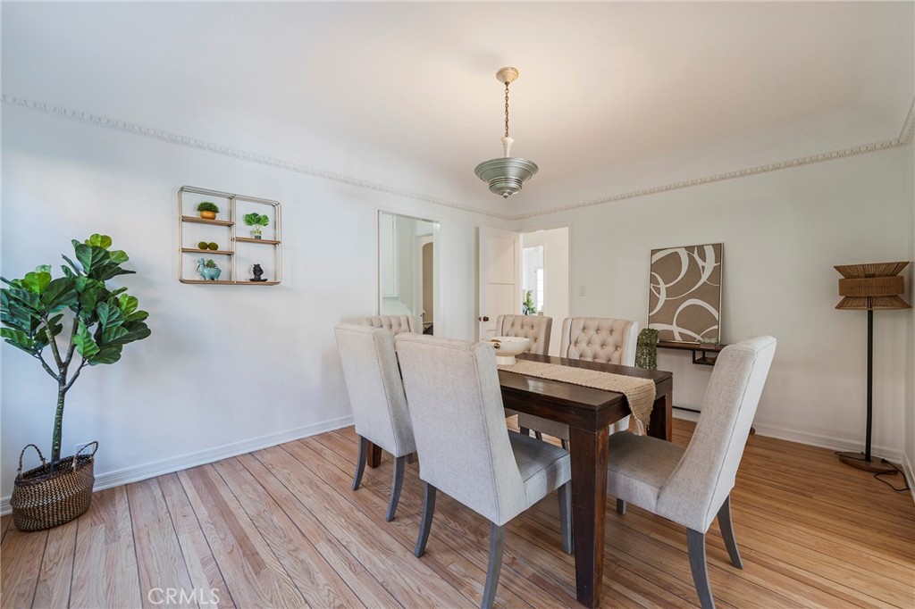Properties 3 1964 Palmerston Place