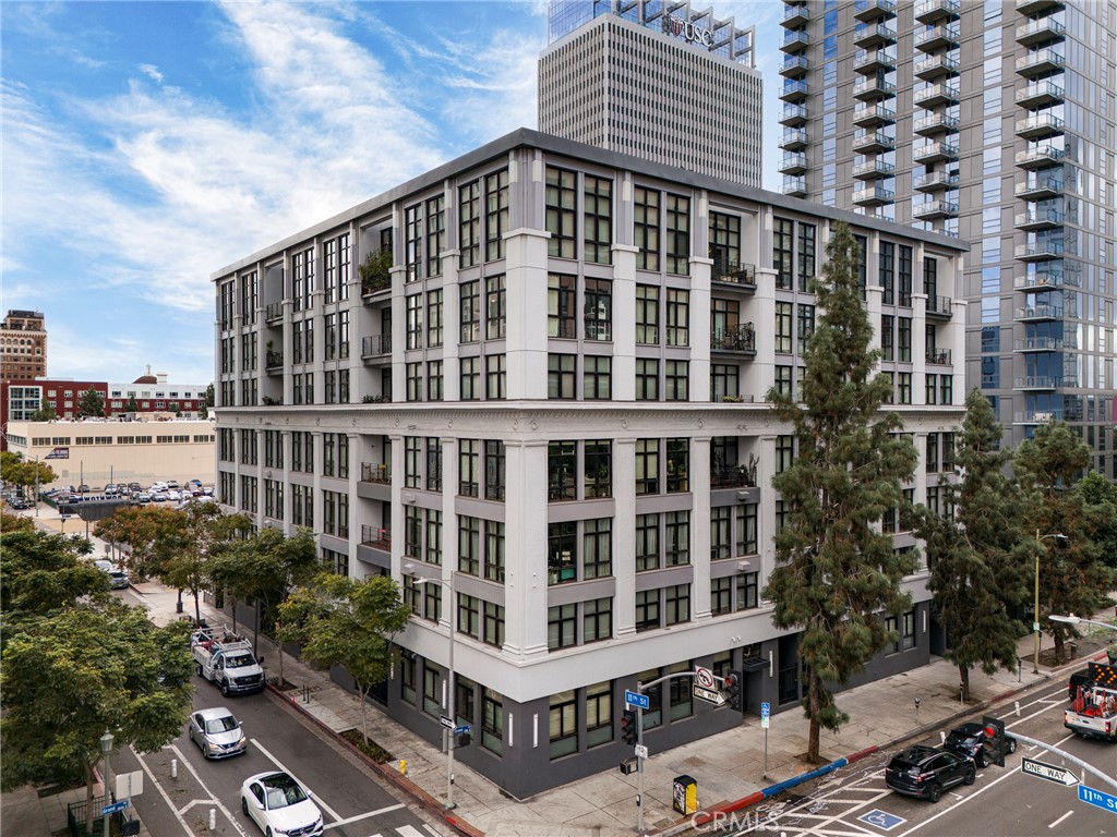 330 W 11th Street A503