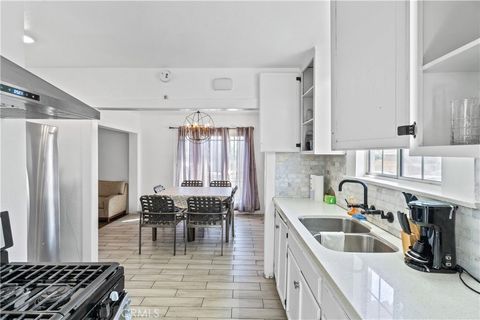 Photo of 327 Normandy Pl, Santa Ana, CA 92701 (MLS # OC25183396) Photo of 327 Normandy Pl, Santa Ana, CA 92701 (MLS # OC25183396)