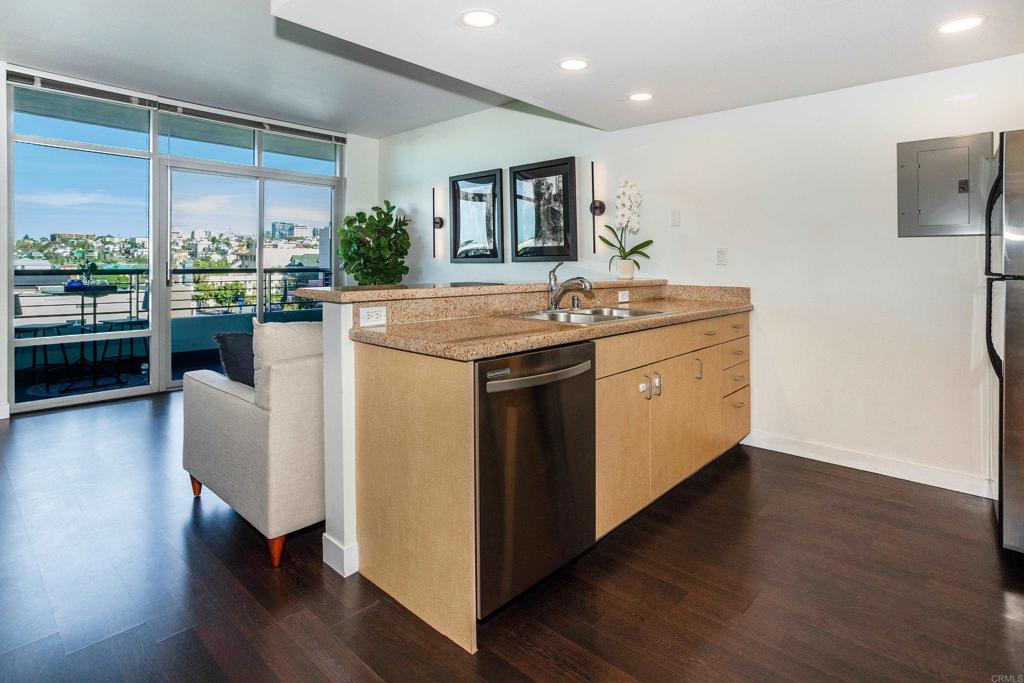 425 W Beech Street 856, San Diego CA 92101