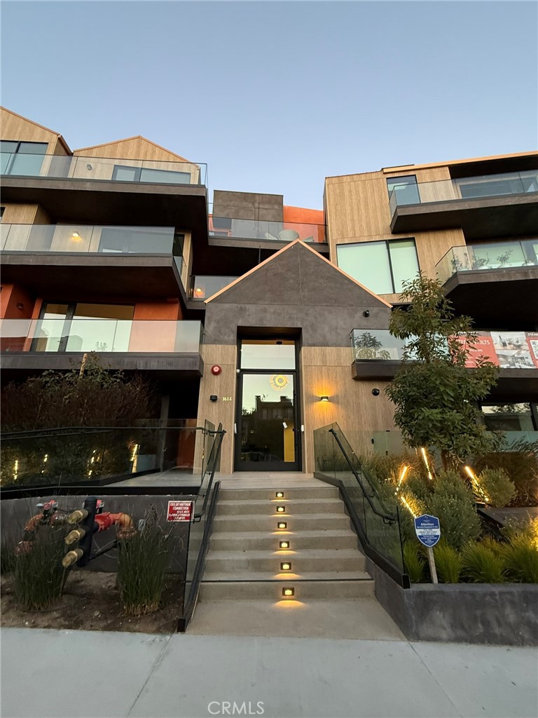 Brand New Modern Luxury Condominiums in Westwood. Experience reimagined modern living in these 12 newly built luxury condominium homes, tucked away on a quiet, tree-lined street in the heart of Westwood. The landmark architecture pairs timeless elegance with contemporary design. Residences feature private yards that live like a single-family home, oversized glass doors open to lush garden views, creating a seamless indoor–outdoor lifestyle. The five-star kitchens are equipped with Armony Italian cabinetry, Italian porcelain countertops, designer-inspired backsplashes, and a premium Fisher & Paykel appliance, including concealed refrigerators and dishwashers. An open-concept floor plan reveals a spacious family room with an elegant fireplace, while two oversized closets with Italian custom cabinetry offer rare convenience in condo living. Primary baths showcase porcelain tile flooring, quartz double-sink vanities, matte lacquer cabinetry, and Phylrich fixtures. Private garage parking with smart-access technology. Direct-access elevator to your home. Butterfly in-home programmable security system. 24-hour monitored security cameras on the ground level, discover modern luxury in one of LA’s most desirable neighborhoods. Don’t miss this exceptional opportunity to lease this premie location at Westwood. NO Pets allowed!
