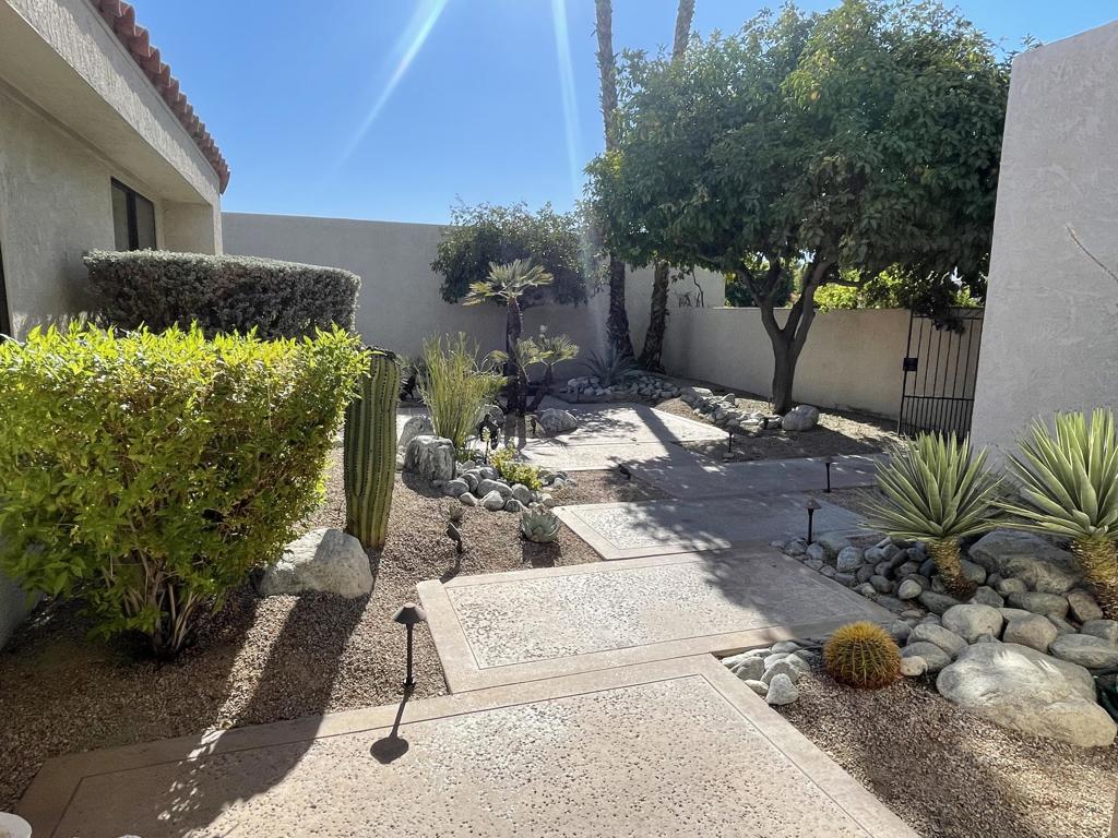 10109 Lakeview Drive