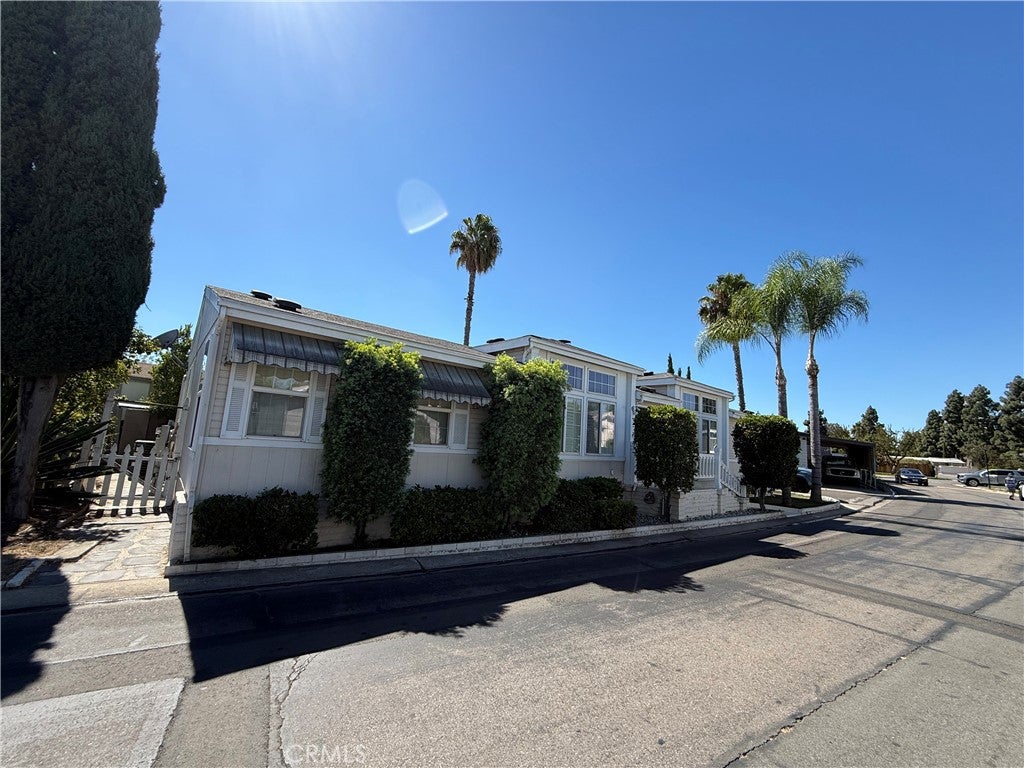 320 N Park Vista Street 116