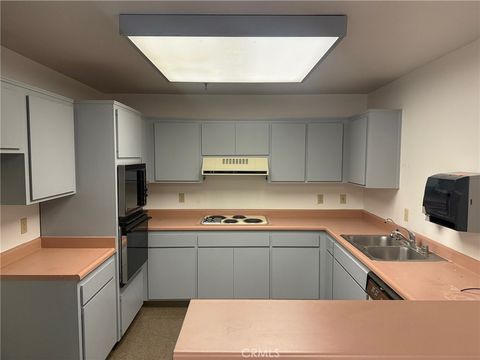 Tiny photo for 406 Higuera Street, San Luis Obispo, CA 93401 (MLS # SC25278244)