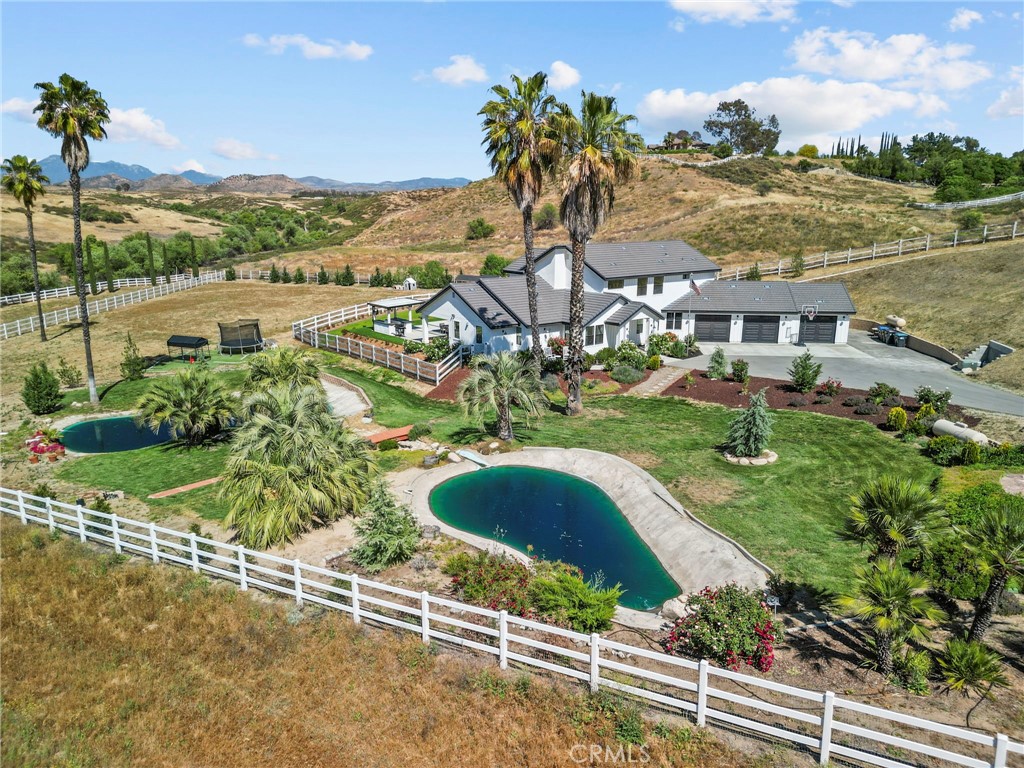39580 Avenida Arizona