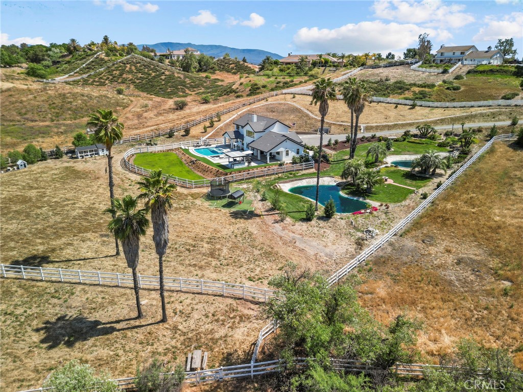39580 Avenida Arizona