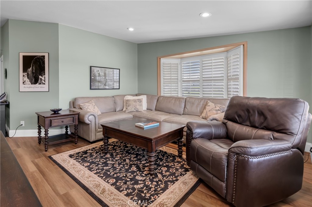 1561 Interlachen Road M10-260A