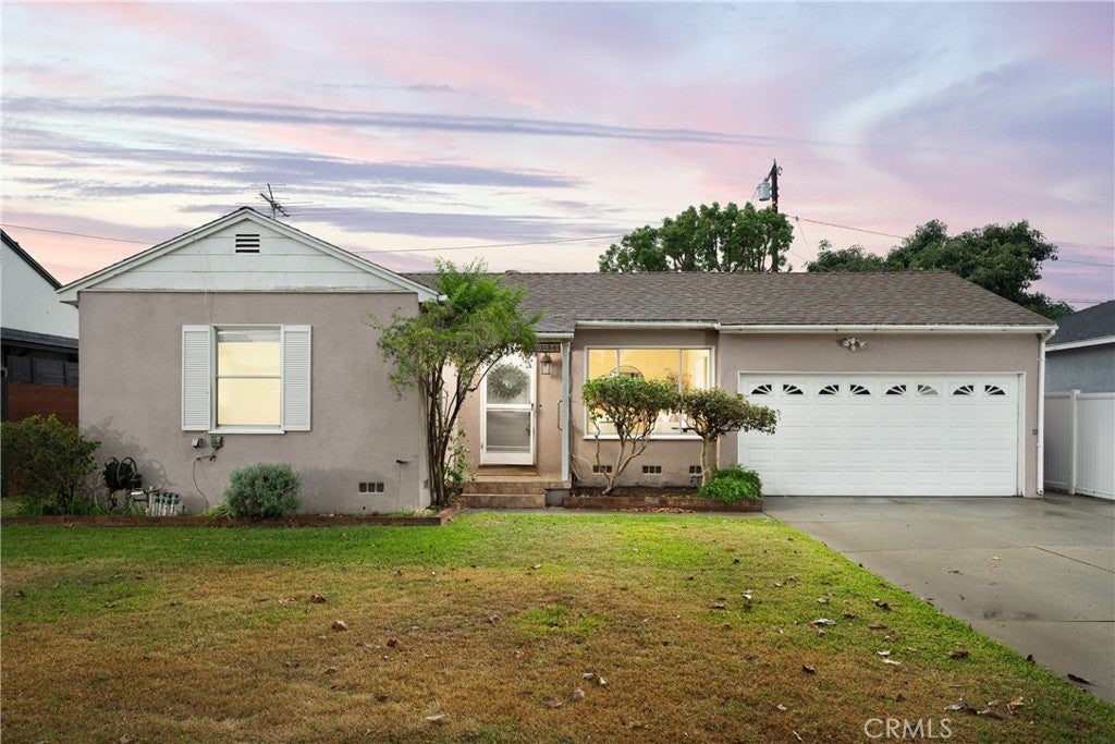 5536 E Conant Street