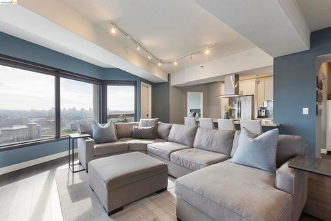 Photo of 6363 Christie Ave. Ave #2327, Emeryville, CA 94608 (MLS # 41128342)