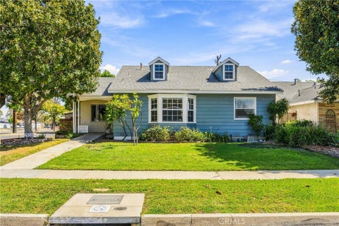 Photo of 2956 Ladoga Avenue, Long Beach, CA 90815 (MLS # SB26210254)
