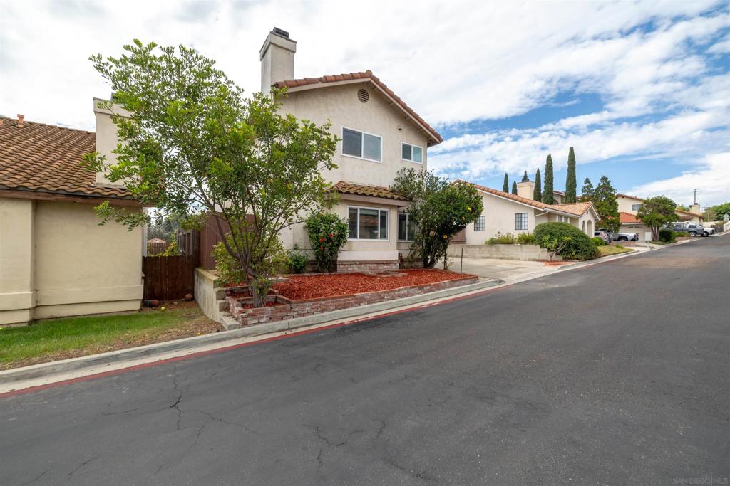 7083 Berry Park Ln