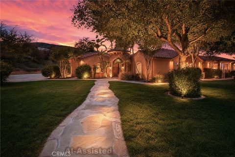 Photo of 9609 Equestrian Drive, Riverside, CA 92503 (MLS # IV26098677)