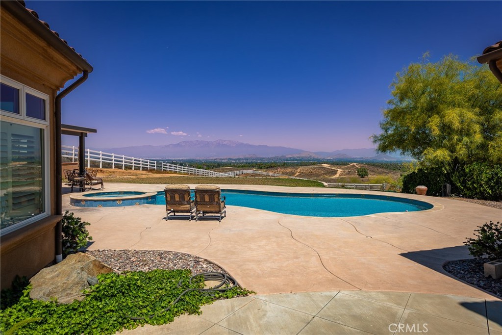 9609 Equestrian Drive