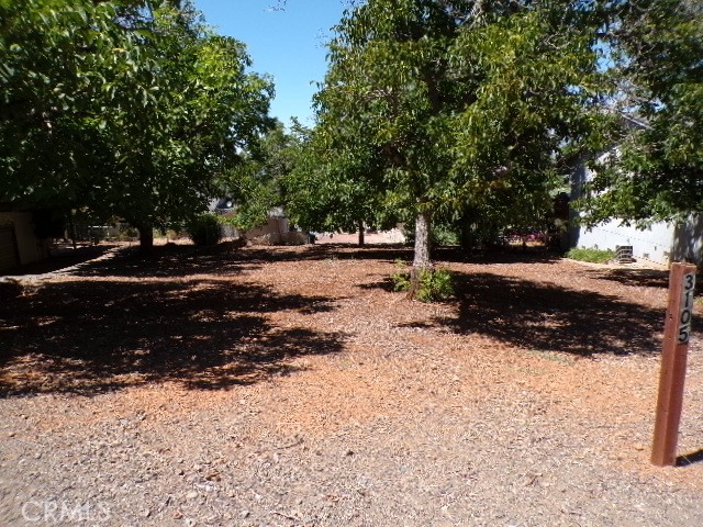 Clean, flat and ready to build, very nice lot in the Riviera Heights neighborhood, association has a club house, swimming pool and beach access with a boat launch and picnic area! Enjoy fishing, swimming, hiking, biking, abundant wildlife, sailing, kayaking, boating, water sports of every kind! Love to golf? Just a short drive to the Buckingham Golf and Country Club. We have it all, fine dining, entertainment, wine tasting tours, lots of wine country backroads, and good schools!