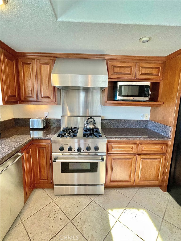 Terrace (N.S.) (NSR) - Residential Lease